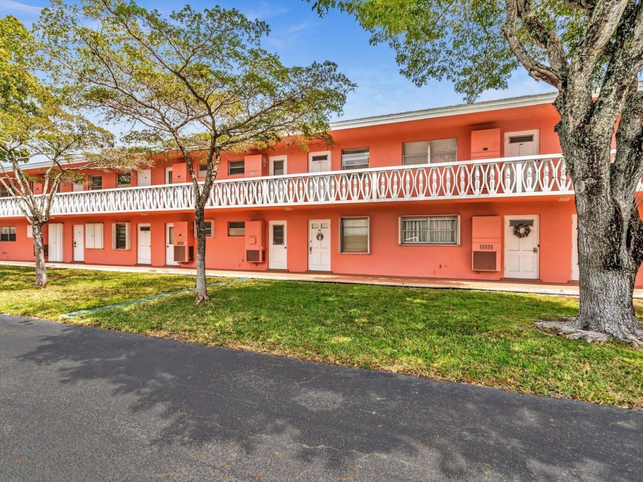 300 NE 20th Street, Unit 605, Boca Raton, FL 33431 Photo