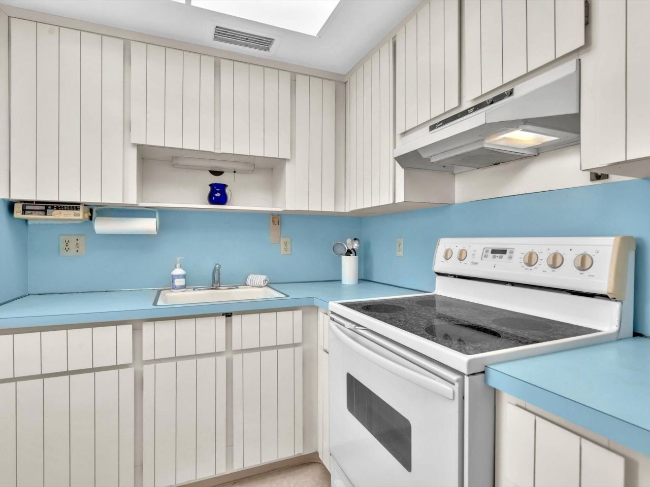 300 NE 20th Street, Unit 605, Boca Raton, FL 33431 Photo