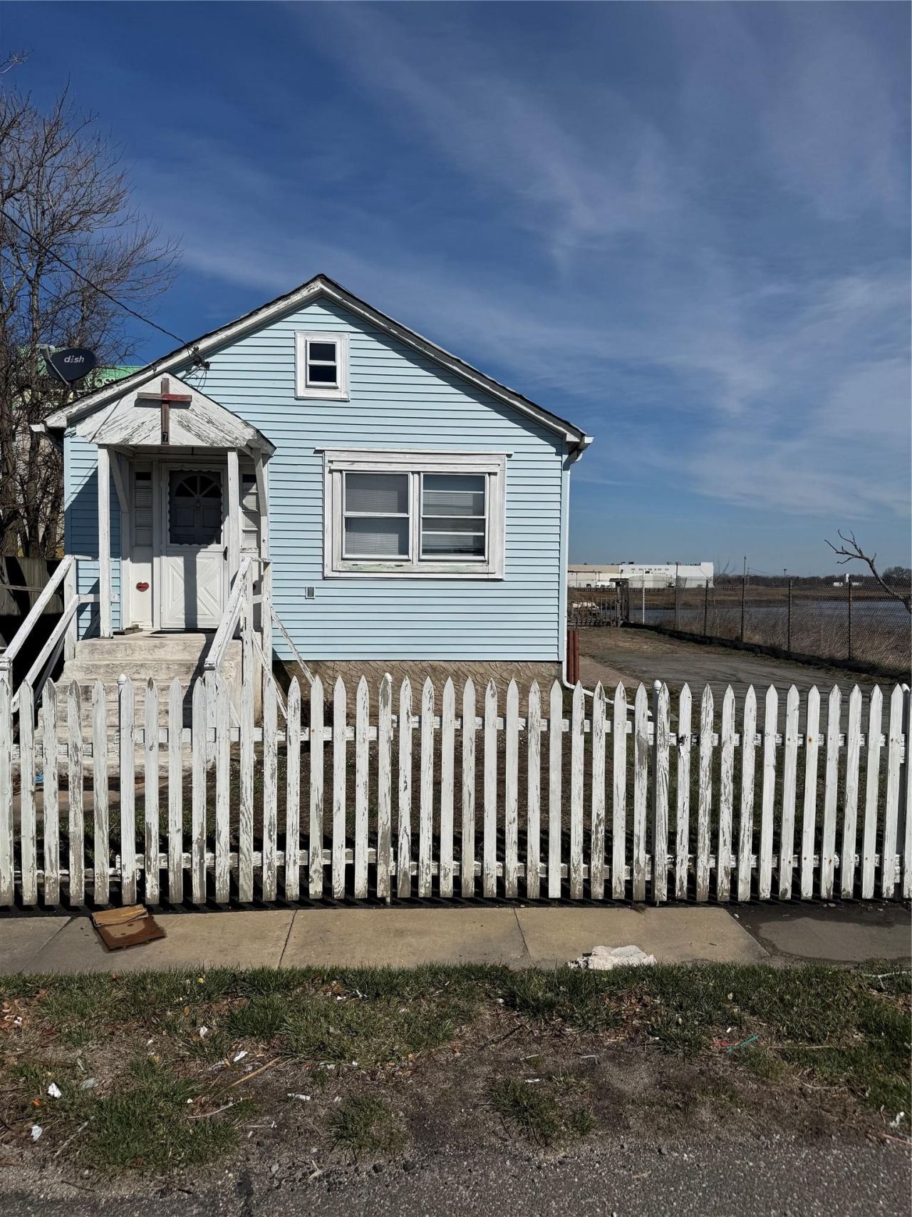 7 Reyem Drive, Lawrence, NY 11559 Main Photo