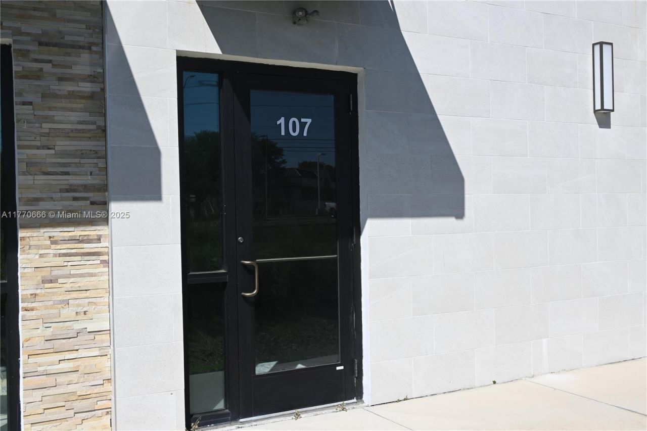 3370 Rouse Rd, Unit 107, Orlando, FL 32819 Photo