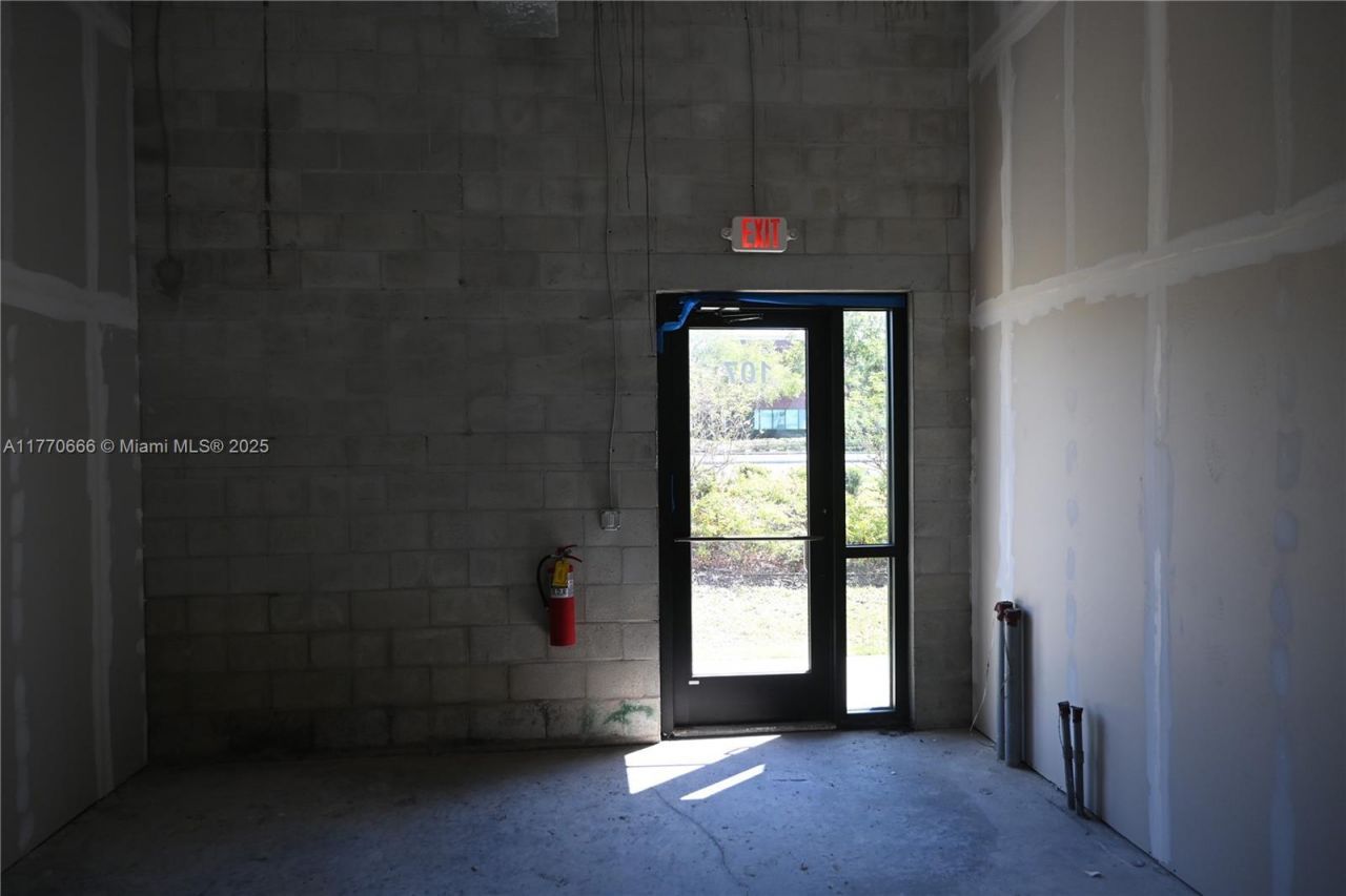 3370 Rouse Rd, Unit 107, Orlando, FL 32819 Photo