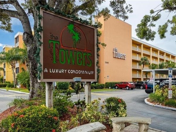 2366 E Mall DR, Unit 212, FORT MYERS, FL 33901