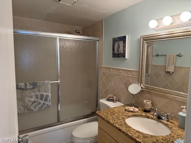 2366 E Mall Dr, Unit 212, Fort Myers, FL 33901 Photo