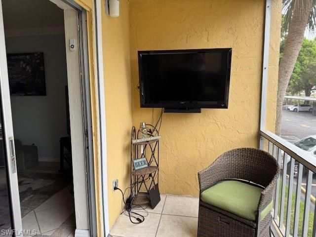 2366 E Mall Dr, Unit 212, Fort Myers, FL 33901 Photo