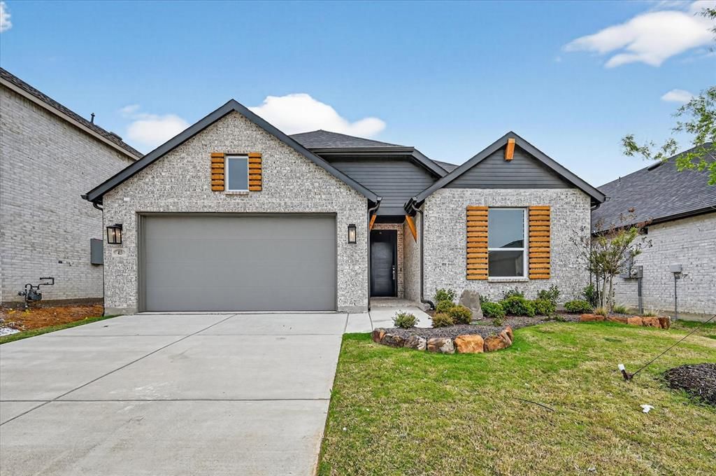 413 Heritage Ranch Trail, Sherman, TX 75092 Main Photo