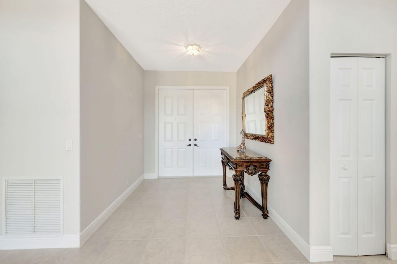 6453 Kirsten Way, Lake Worth, FL 33467 Main Photo