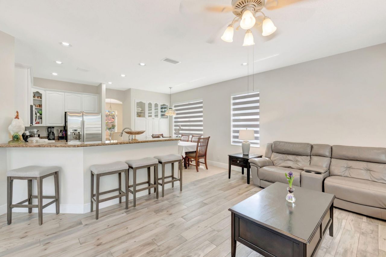 6453 Kirsten Way, Lake Worth, FL 33467 Photo