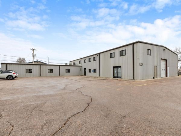1202 E St. Francis Street, Rapid City, SD 57701