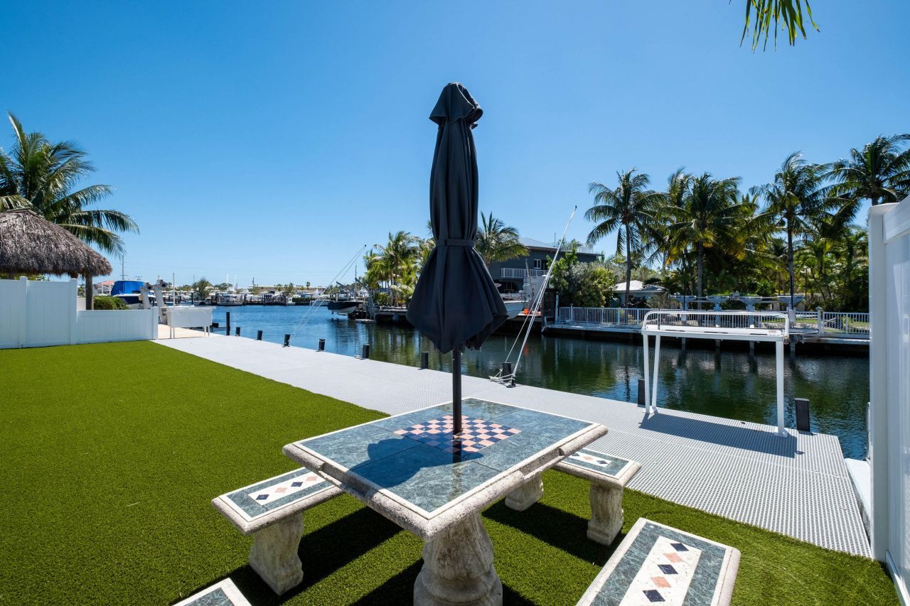 147 Plantation Avenue, Tavernier, FL 33070 Photo