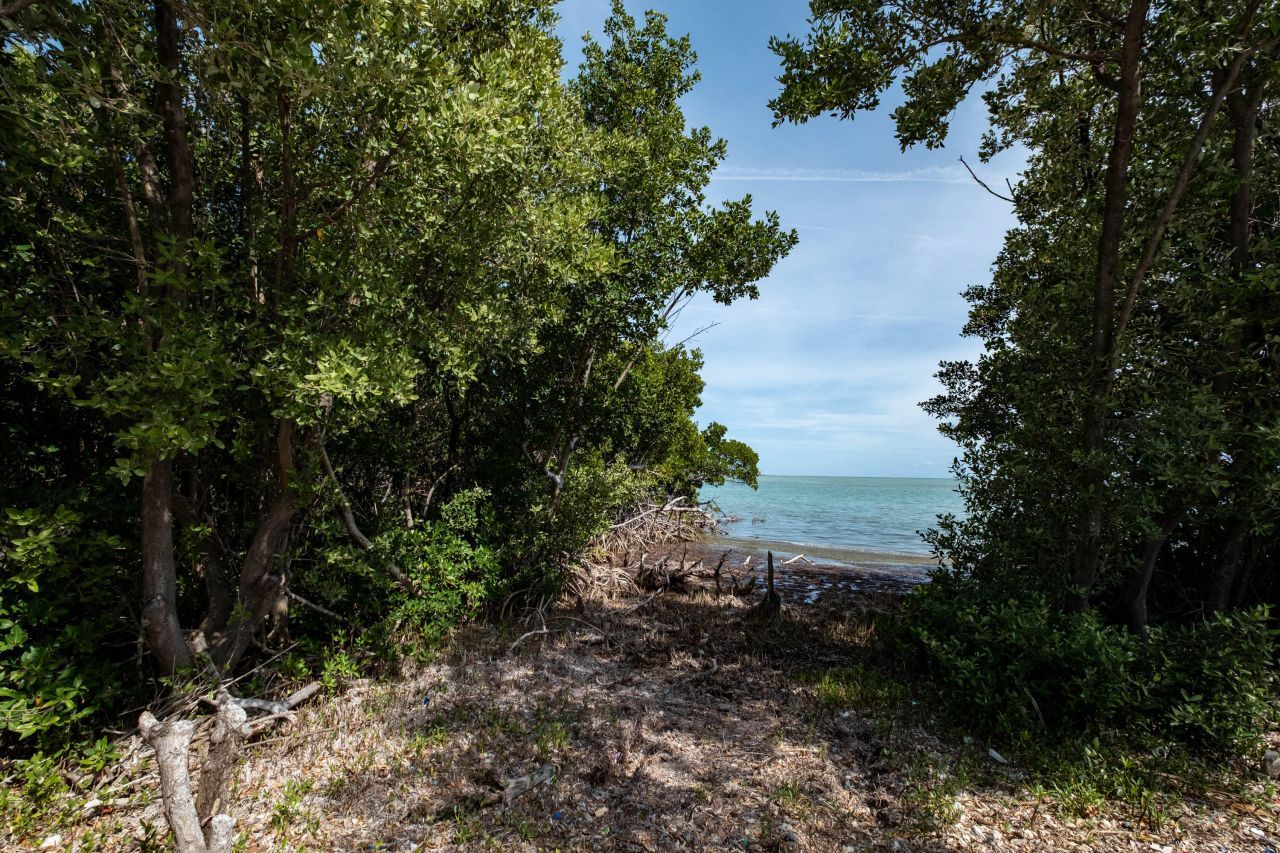 900 101st Street Ocean Street, Marathon, FL 33050 Photo