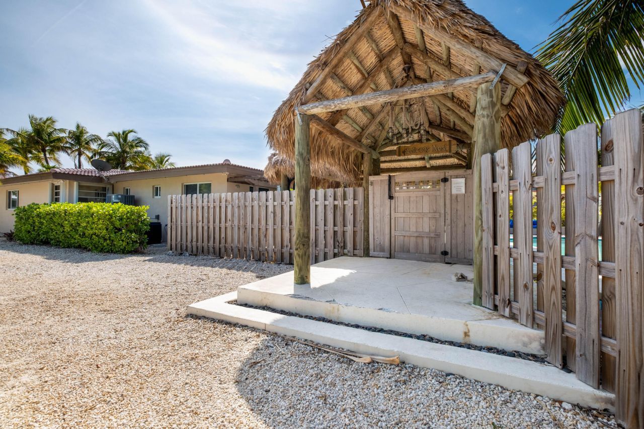 900 101st Street Ocean Street, Marathon, FL 33050 Photo