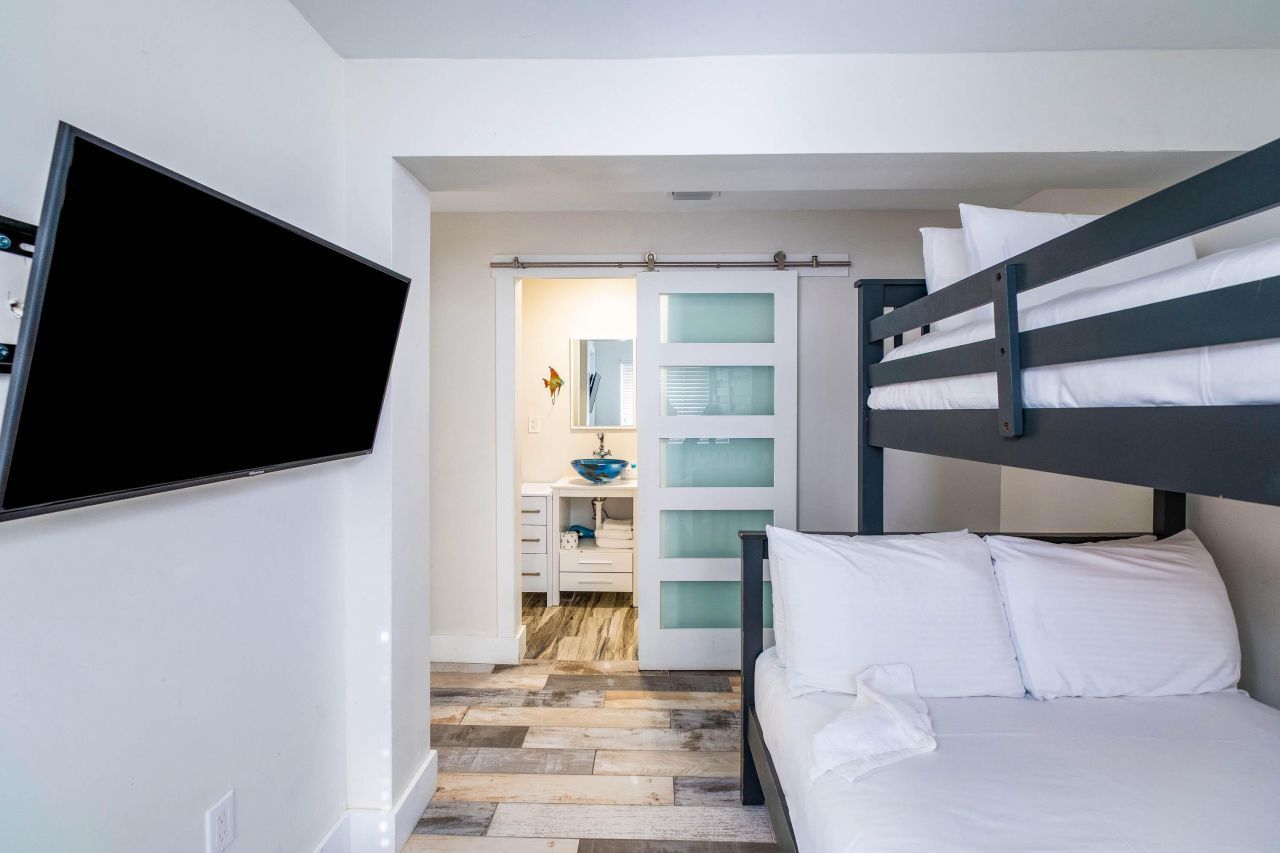 900 101st Street Ocean Street, Marathon, FL 33050 Photo