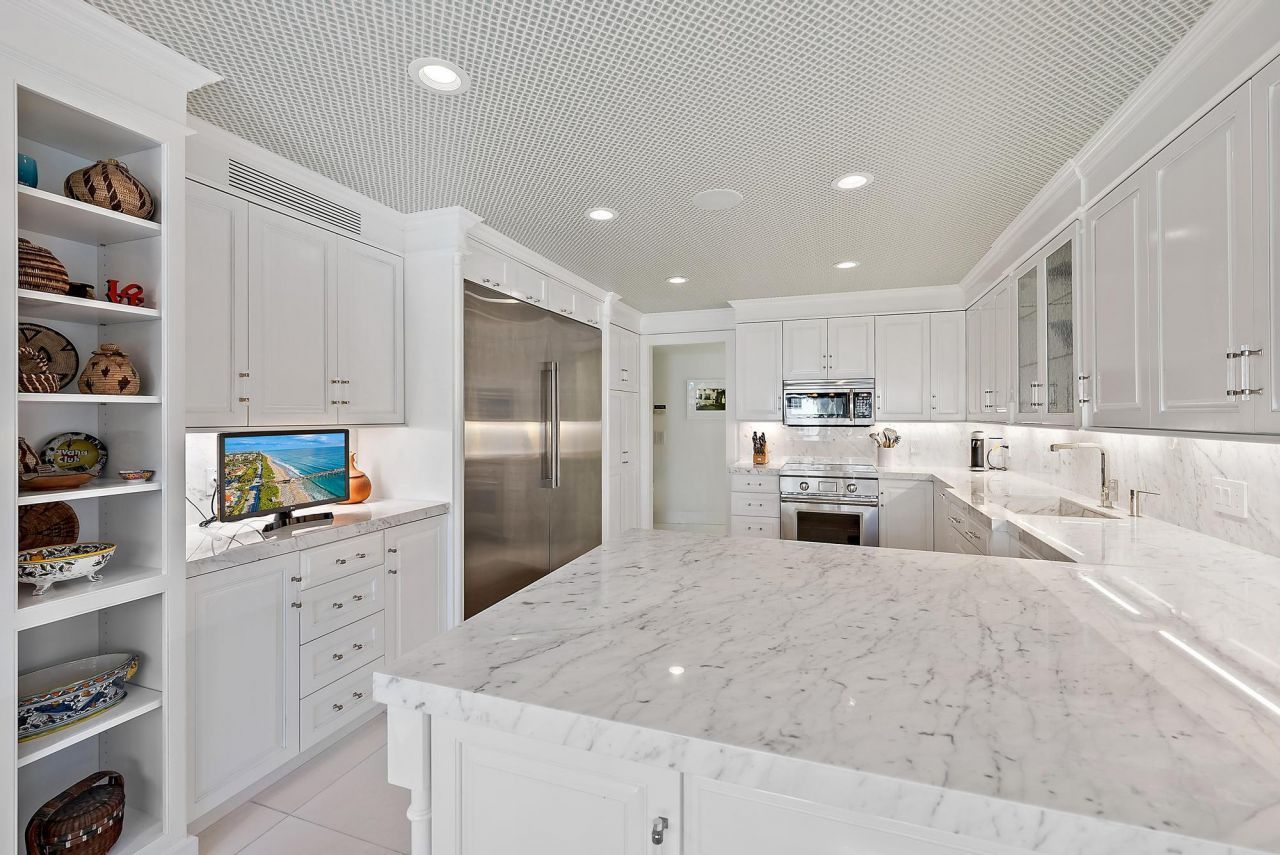 44 Cocoanut Row, Unit B310, Palm Beach, FL 33480 Photo