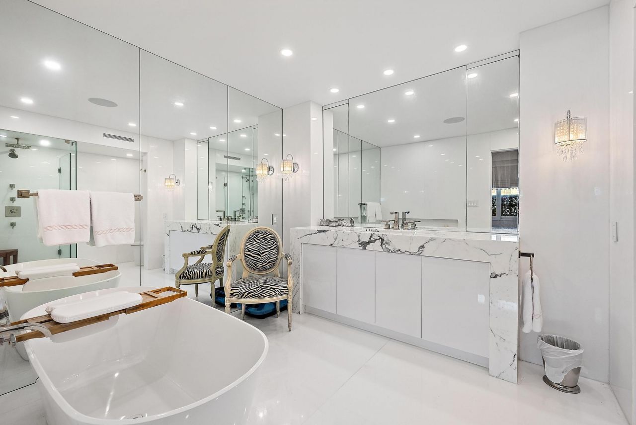 44 Cocoanut Row, Unit B310, Palm Beach, FL 33480 Photo