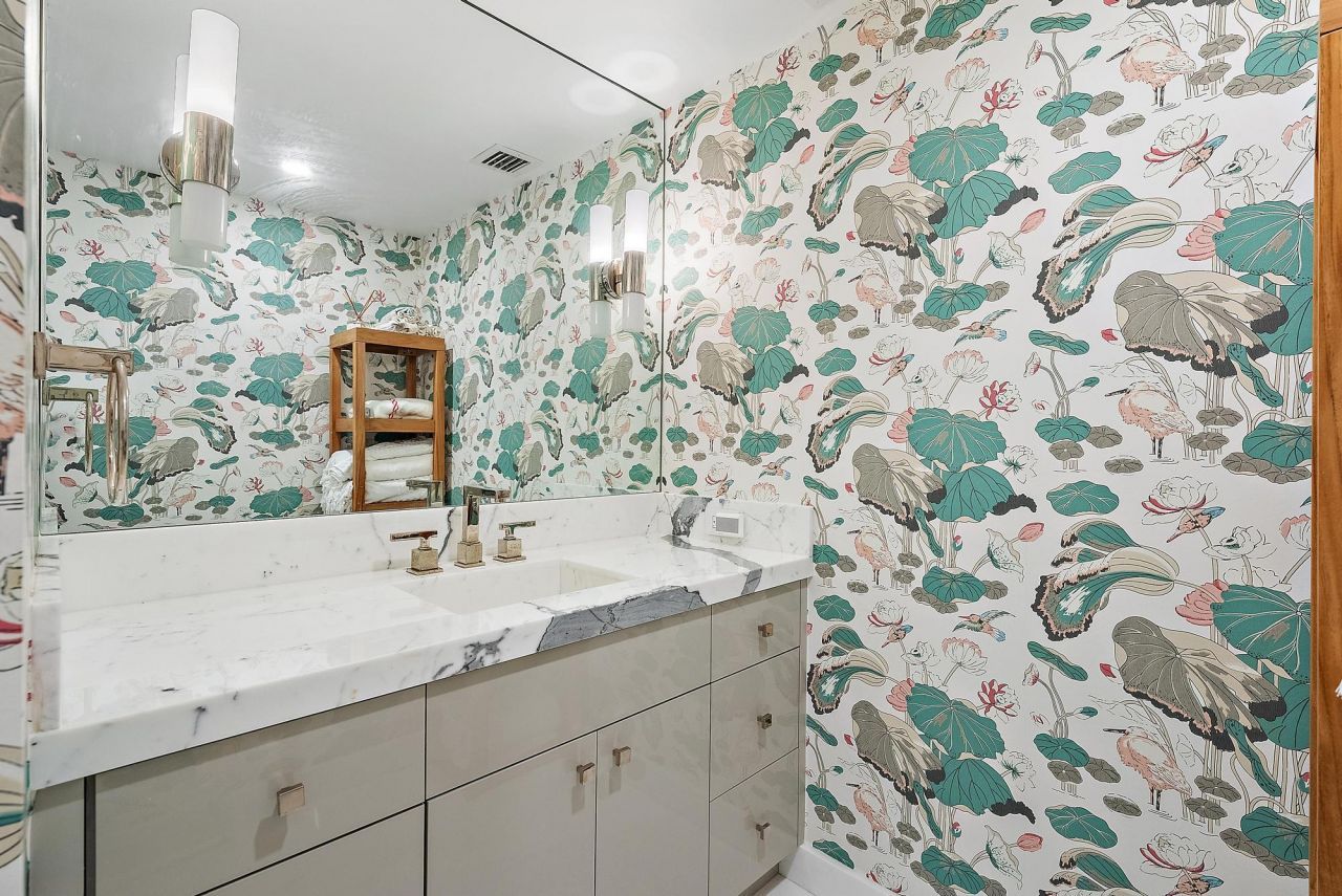 44 Cocoanut Row, Unit B310, Palm Beach, FL 33480 Photo