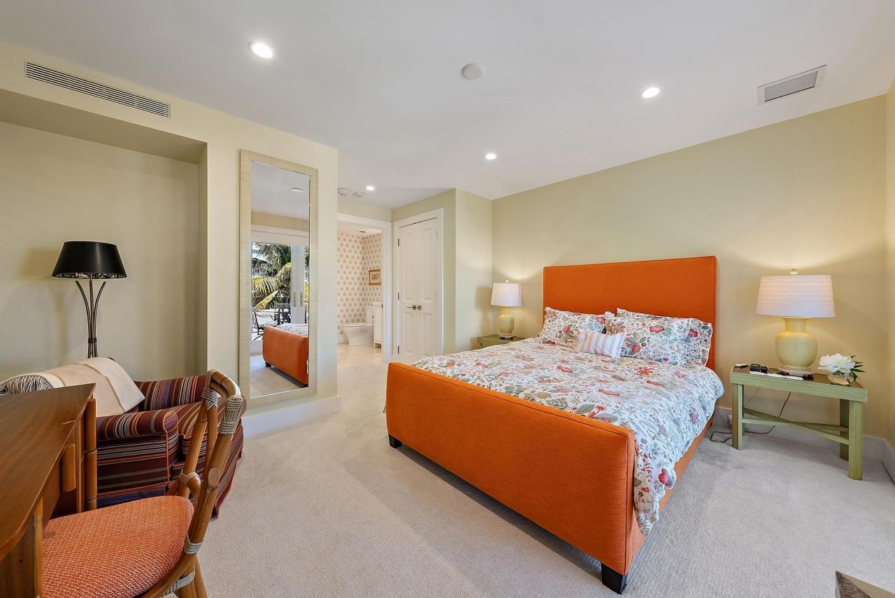 44 Cocoanut Row, Unit B310, Palm Beach, FL 33480 Photo