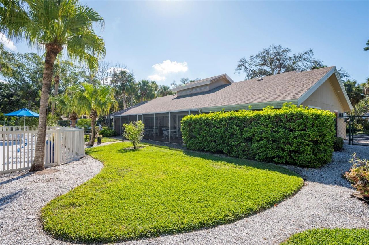 4944 Village Gardens Drive, Unit 151, Sarasota, FL 34234 Photo