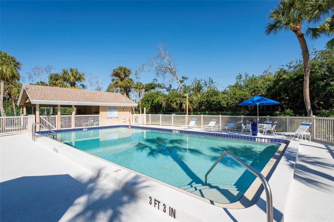 4944 Village Gardens Drive, Unit 151, Sarasota, FL 34234 Photo