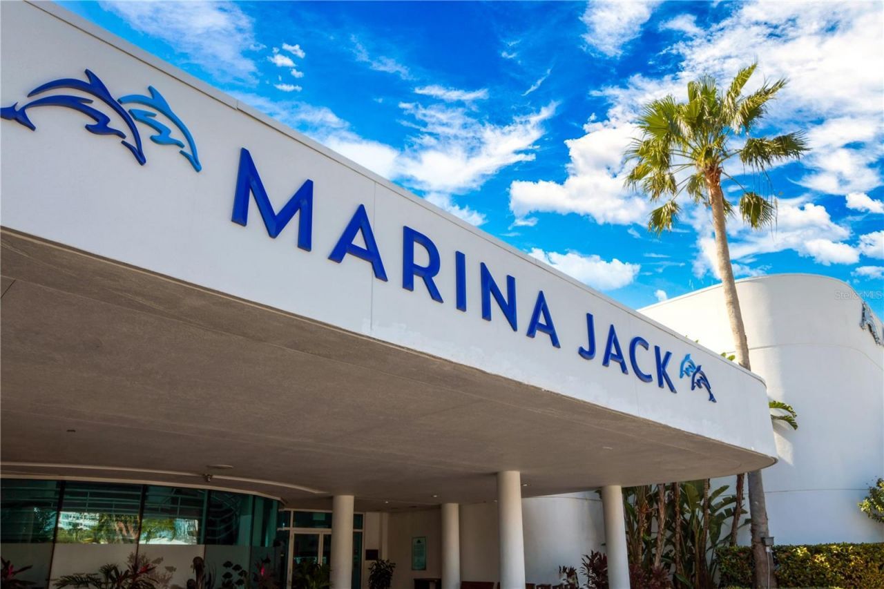 4944 Village Gardens Drive, Unit 151, Sarasota, FL 34234 Photo