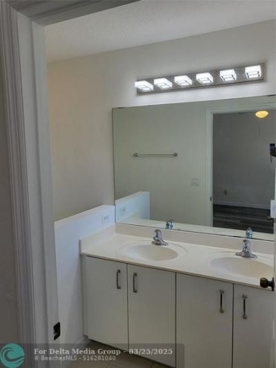 2040 SE Avon Park Dr, Port Saint Lucie, FL 34952 Photo