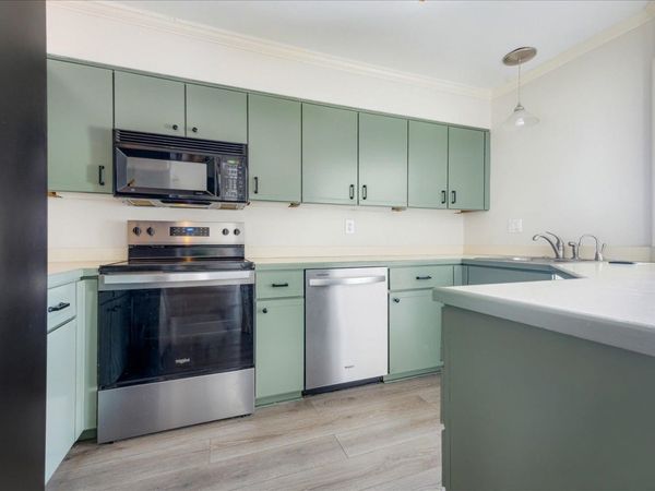 10 S IDLEWILD ST, Unit 4, Memphis, TN 38104