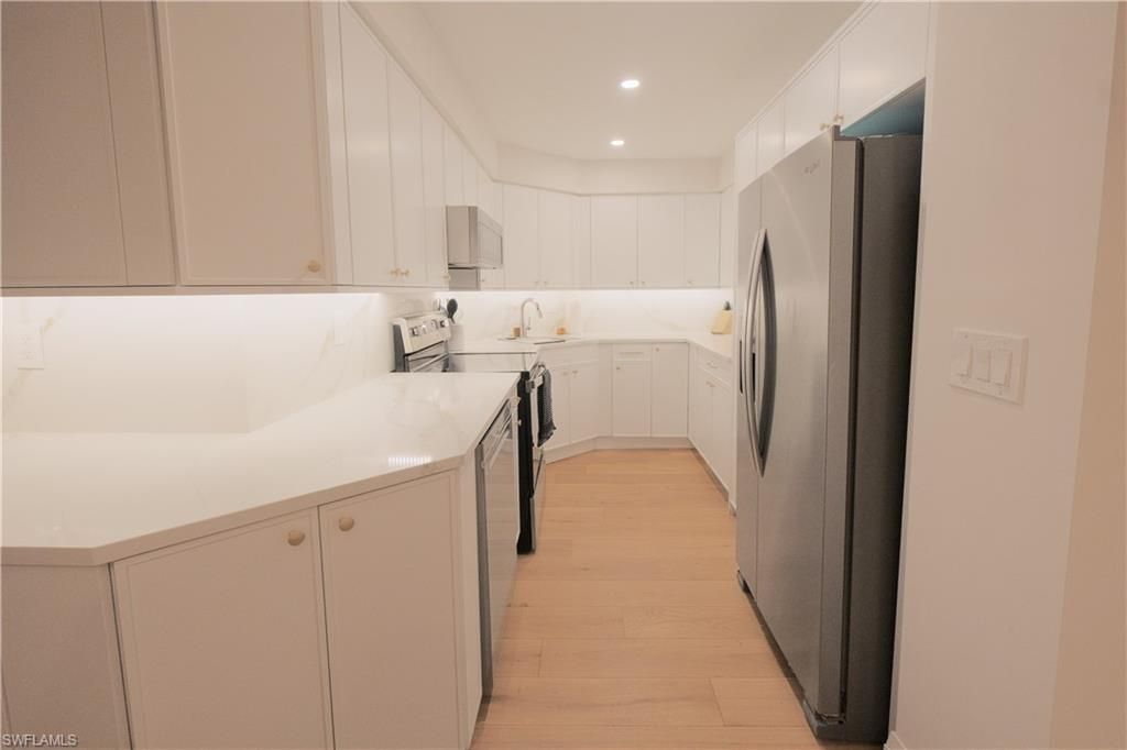 4005 Gulf Shore Blvd N, Unit 1105, Naples, FL 34103 Photo