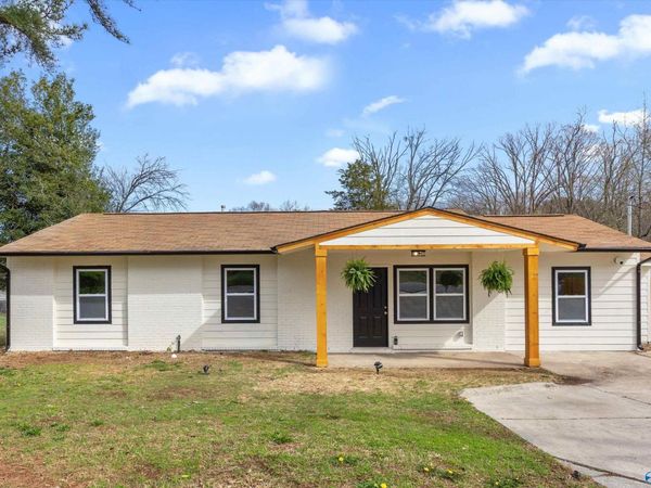 2118 Medaris Road NW, Huntsville, AL 35810