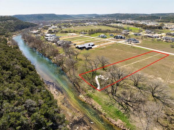 865 Bingham LN, New Braunfels, TX 78132