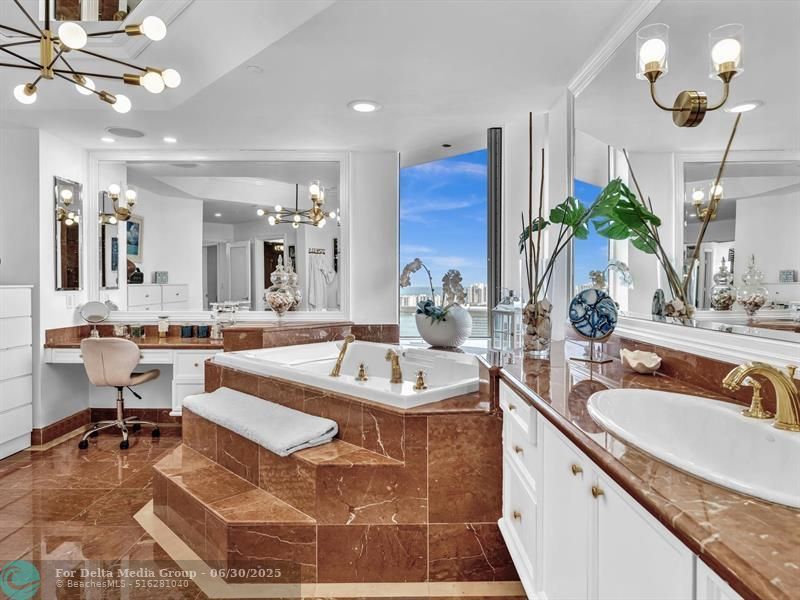 7000 Island Boulevard, Unit PH-06, Aventura, FL 33160 Photo