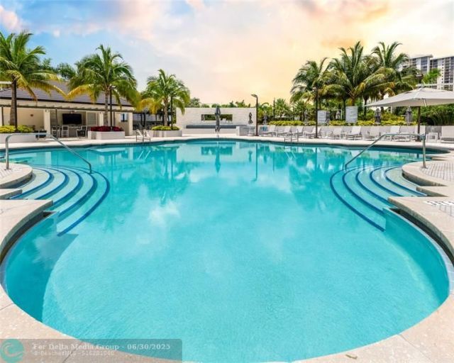 7000 Island Boulevard, Unit PH-06, Aventura, FL 33160 Photo