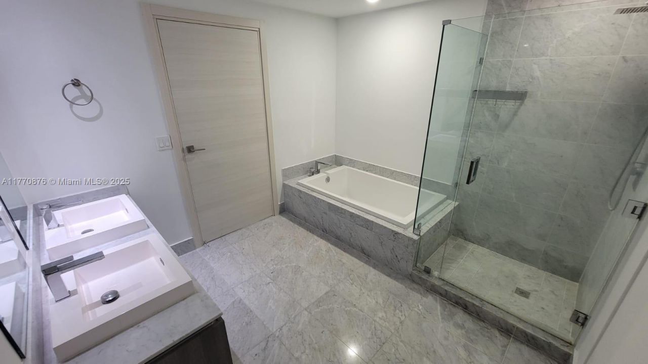 801 S Miami Ave, Unit 4308, Miami, FL 33130 Photo