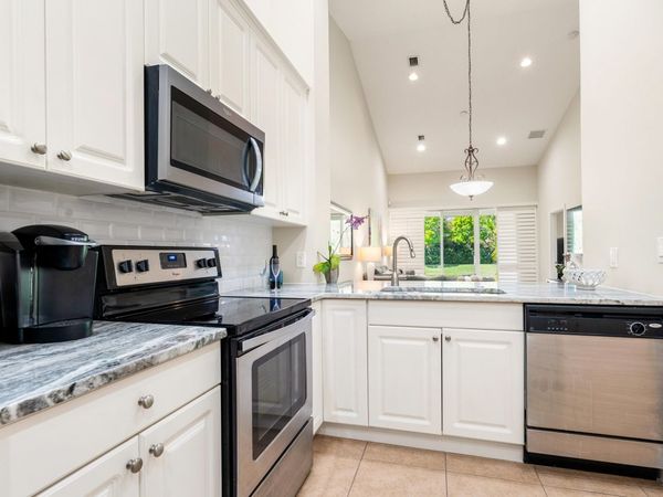 4325 Cross Court, Vero Beach, FL 32967