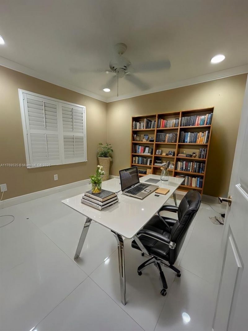 10261 NW 54th Pl, Coral Springs, FL 33076 Photo