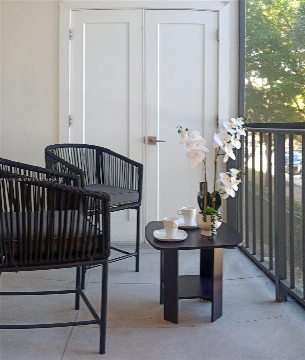 201 178th Dr, Unit 234, Sunny Isles Beach, FL 33160 Photo