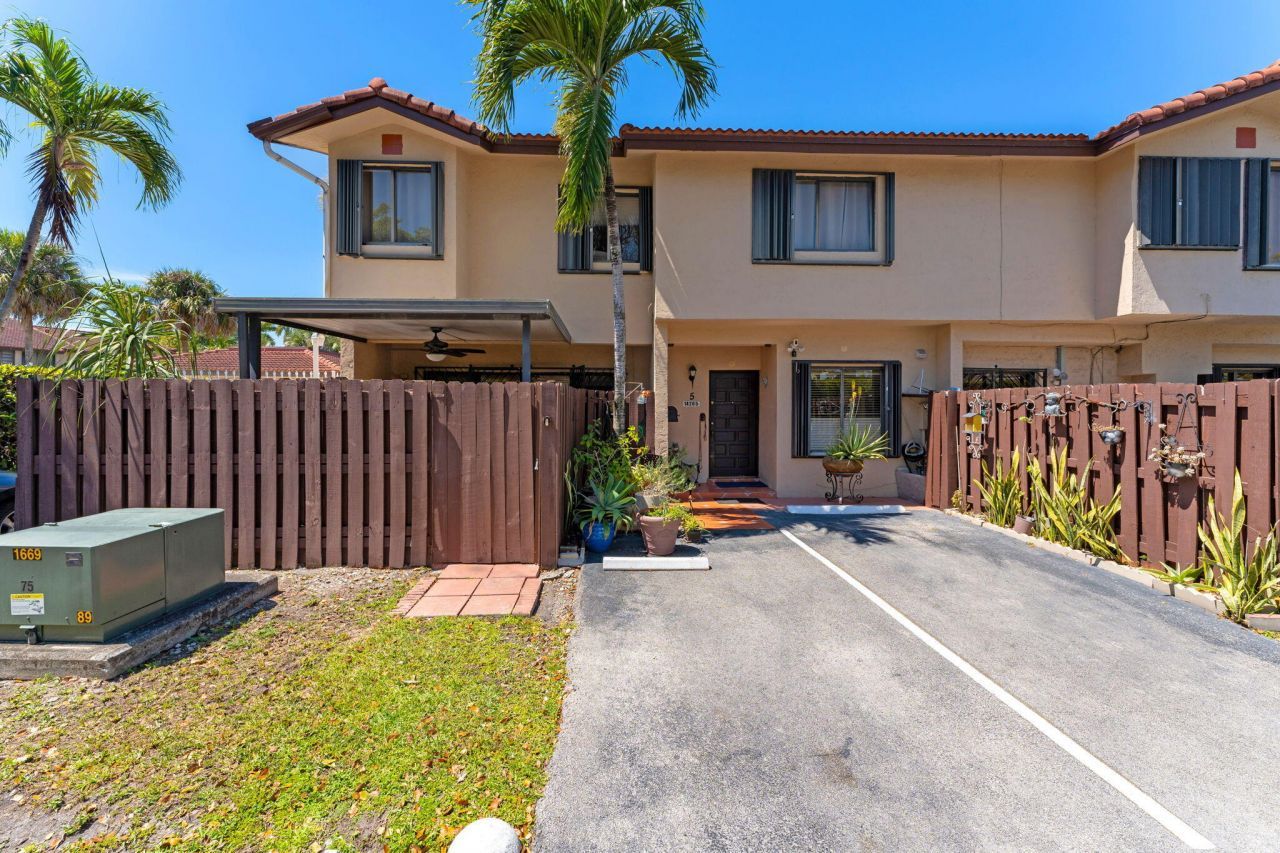 14205 SW 57th Lane, Unit 5-A-6, Miami, FL 33183 Main Photo