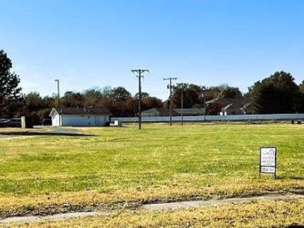 4 Northwest Street, Sikeston, MO 63801