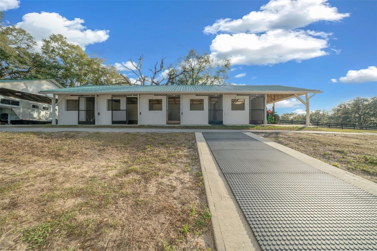 16921 SE 19th Court, Summerfield, FL 34491 Photo