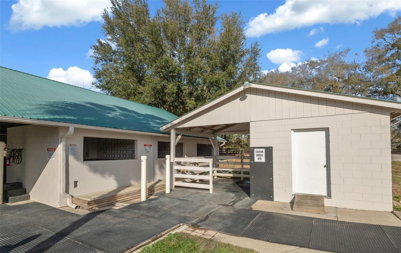 16921 SE 19th Court, Summerfield, FL 34491 Photo