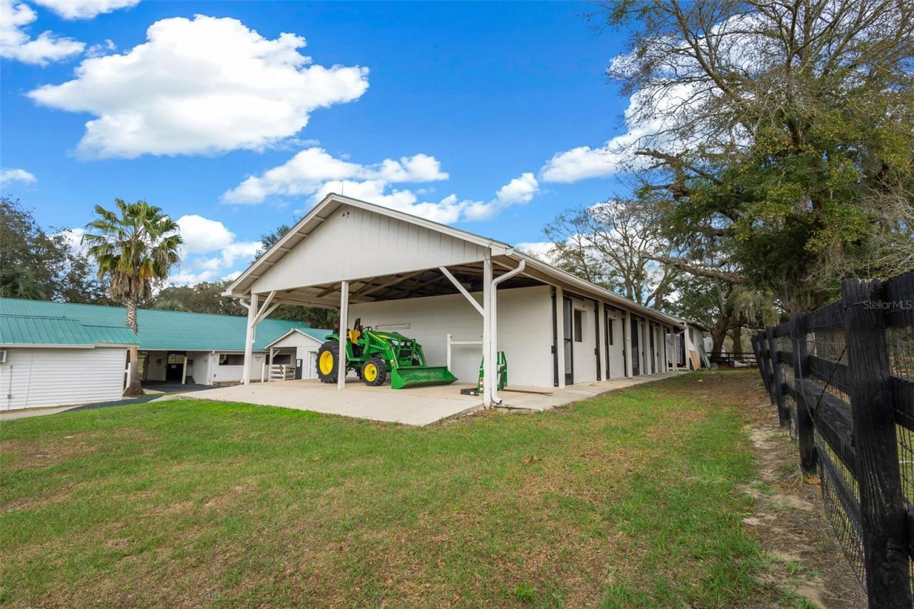 16921 SE 19th Court, Summerfield, FL 34491 Photo