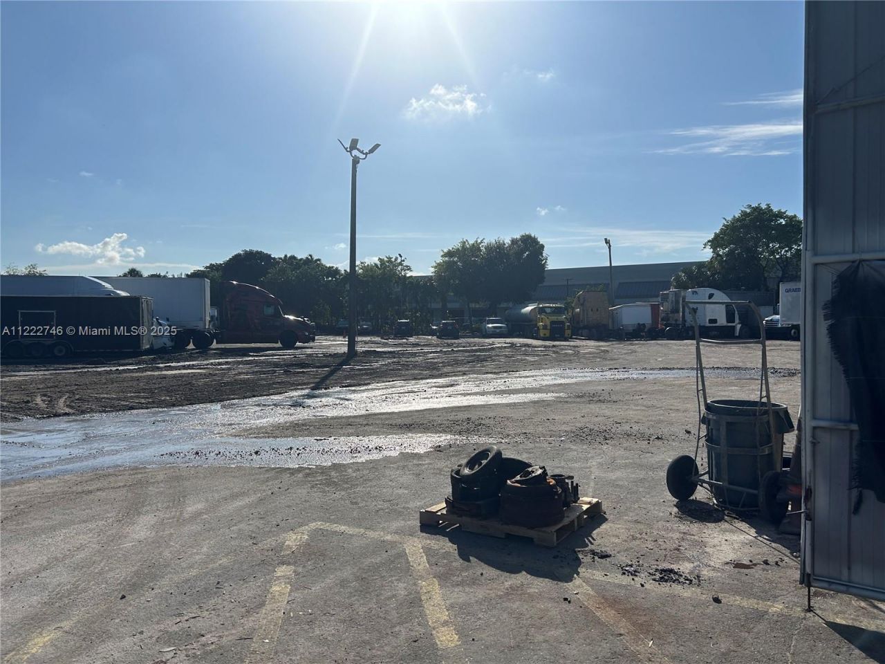 2490 SW 32nd St, Dania Beach, FL 33312 Photo