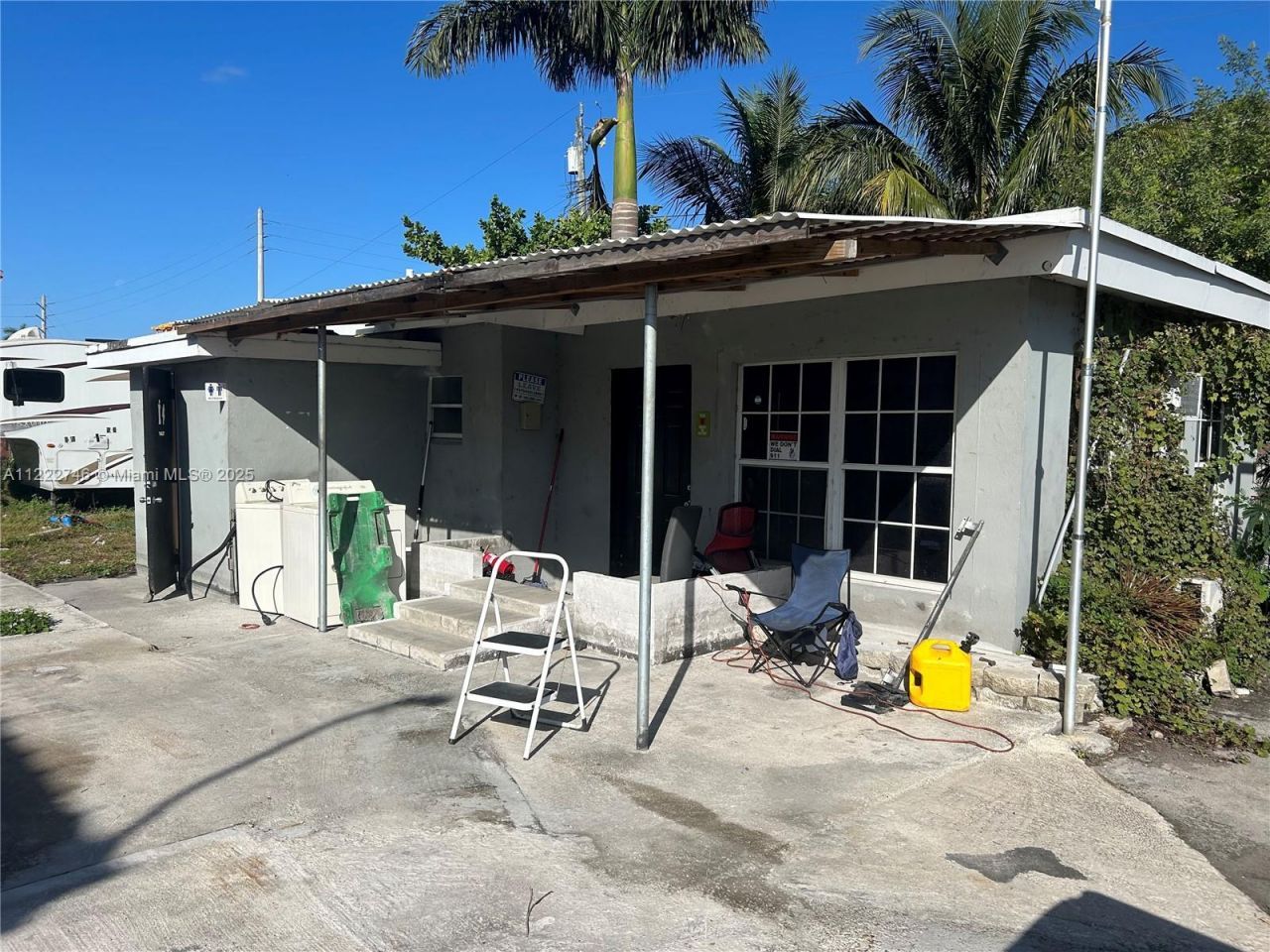 2490 SW 32nd St, Dania Beach, FL 33312 Photo