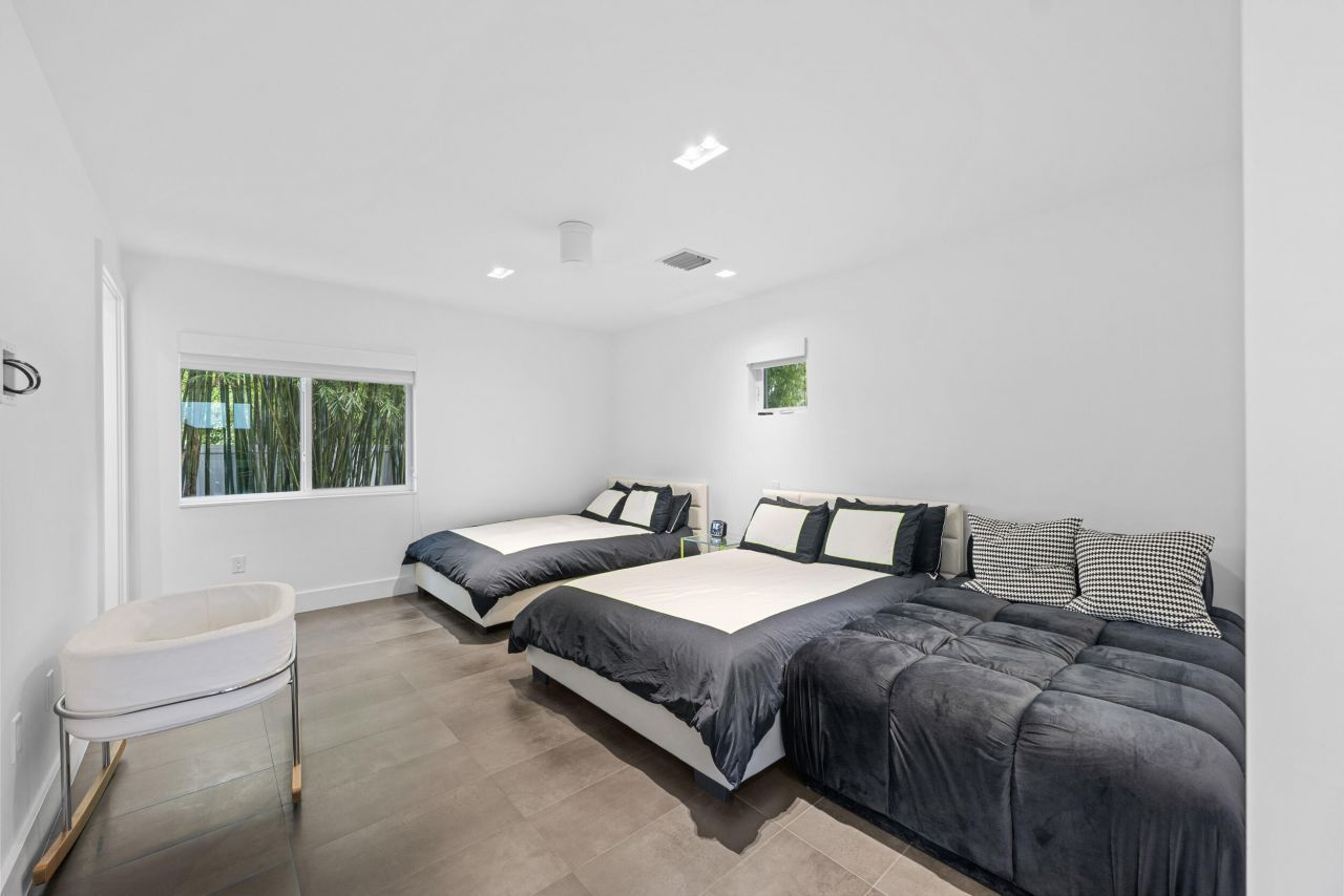 7047 San Sebastian Circle, Boca Raton, FL 33433 Photo