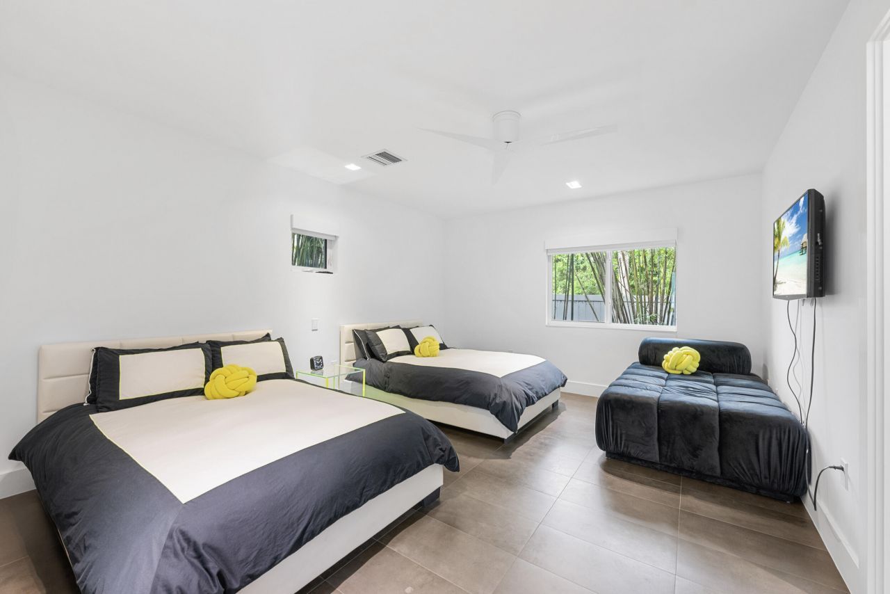 7047 San Sebastian Circle, Boca Raton, FL 33433 Photo