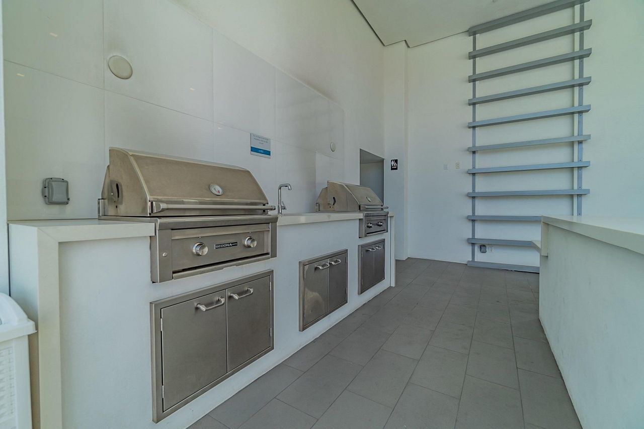 111 SE 1st Avenue, Unit 512, Delray Beach, FL 33444 Photo