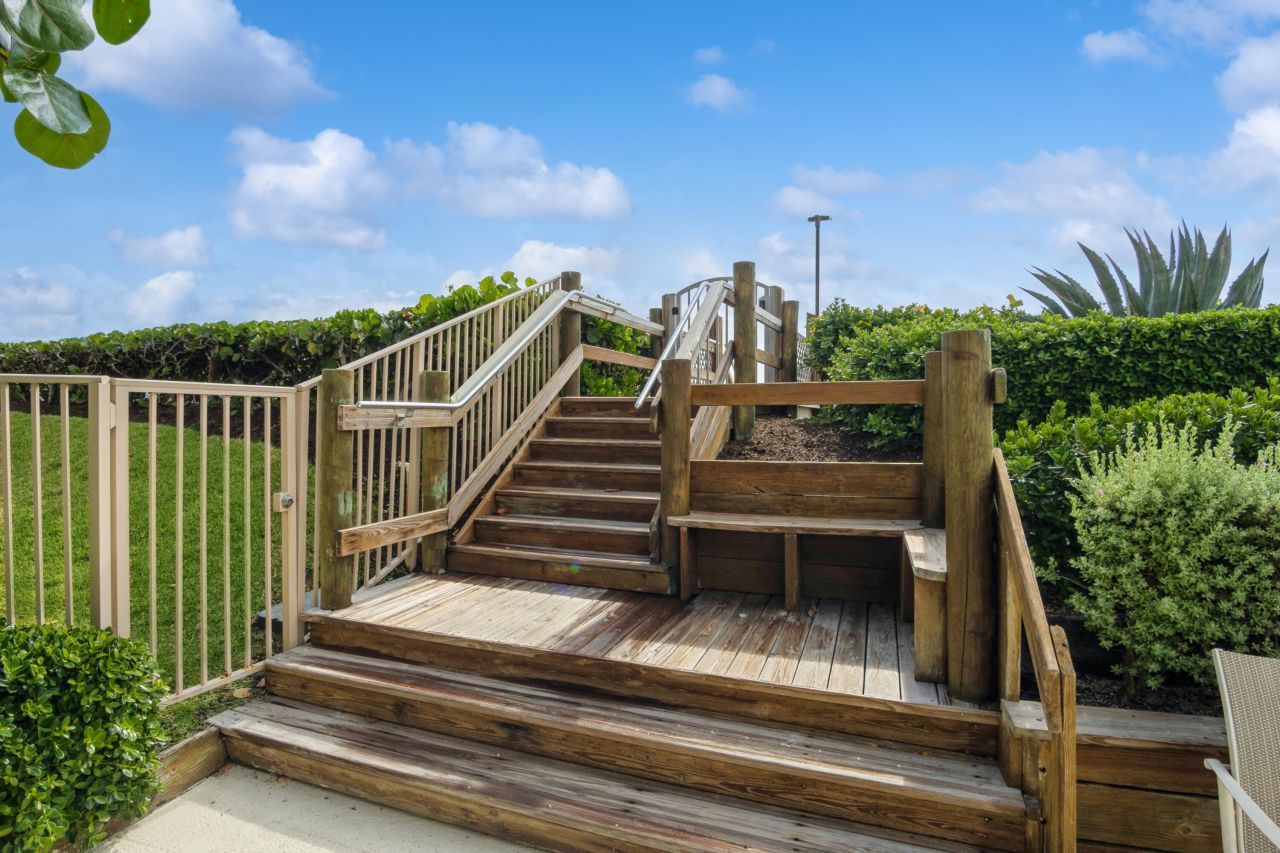 3200 S Ocean Boulevard, Unit B104, Palm Beach, FL 33480 Photo