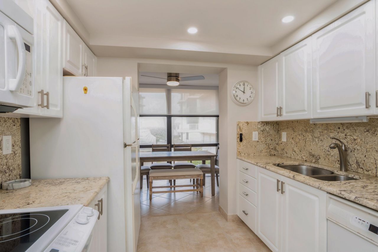 3200 S Ocean Boulevard, Unit B104, Palm Beach, FL 33480 Photo