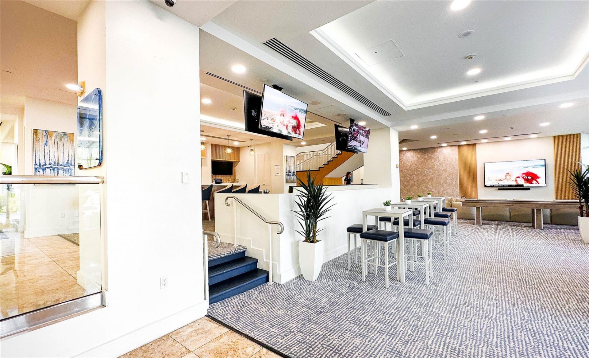 2670 E Sunrise Boulevard, Unit 903, Fort Lauderdale, FL 33304 Photo