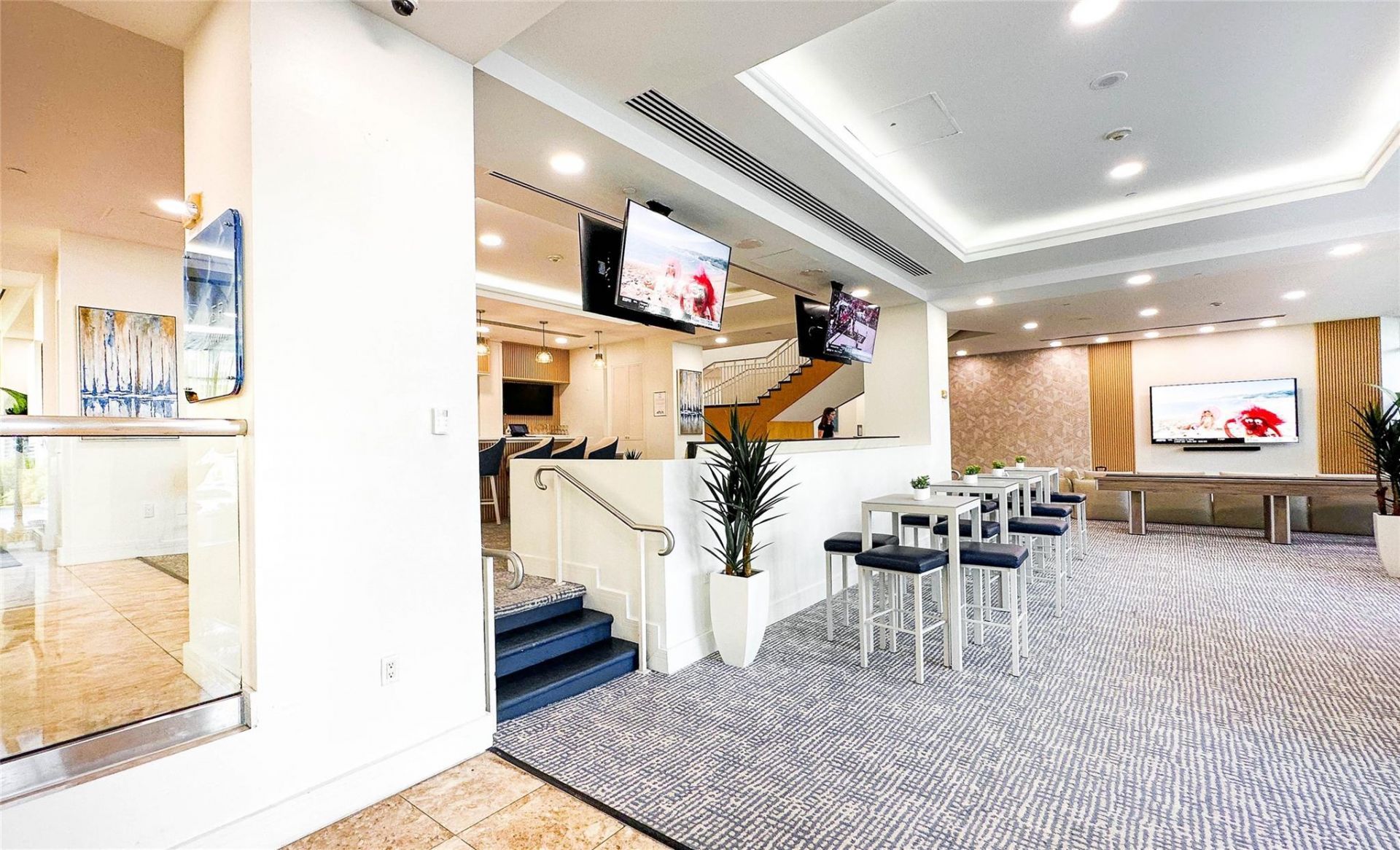 2670 E Sunrise Boulevard, Unit 903, Fort Lauderdale, FL 33304 Photo