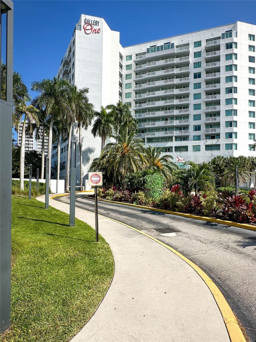 2670 E Sunrise Boulevard, Unit 903, Fort Lauderdale, FL 33304 Photo