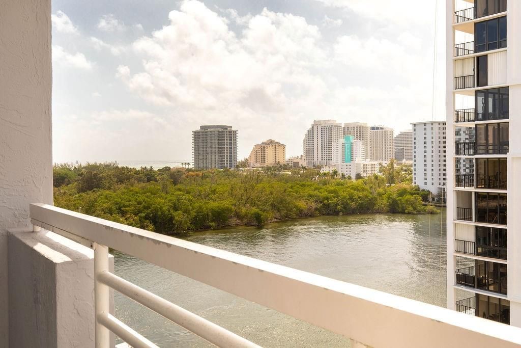 2670 E Sunrise Boulevard, Unit 903, Fort Lauderdale, FL 33304 Photo